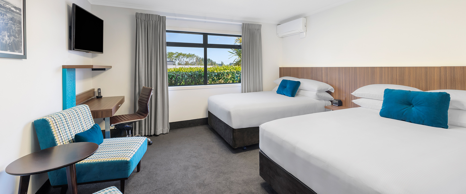 Executive Twin Hero Banner